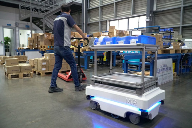 Mobile Industrial Robots