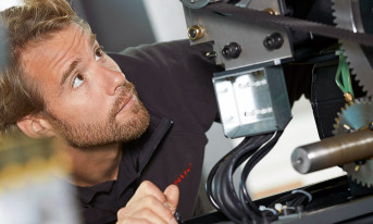 CNC Guide i RoboGuide z wydłużonym okresem próbnym do 30 września