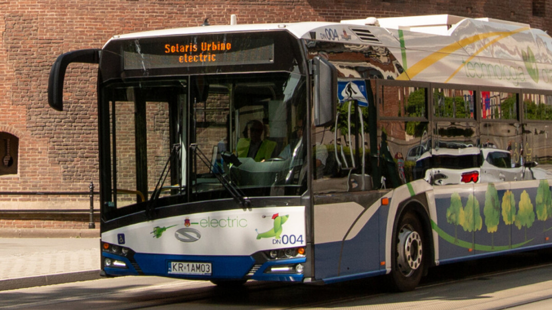 Solaris dostarczy do Krakowa 50 e-busów za ponad 165 mln zł