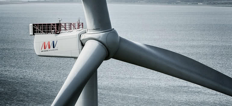 Ruszają największe na świecie morskie turbiny wiatrowe 