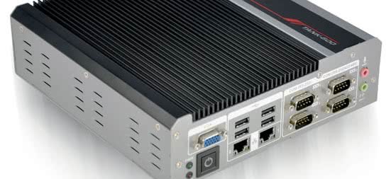 TANK-600-D2550/N2600 - bezwentylatorowy komputer z 16 portami COM 