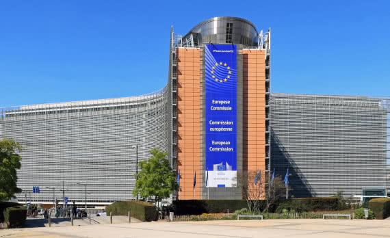Komisja Europejska uruchamia internetowy "punkt spotkań" dla społeczności robotycznej 
