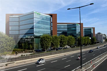 Siedziba firmy główna Schneider Electric wyróżniona przez organizację BRE Global 