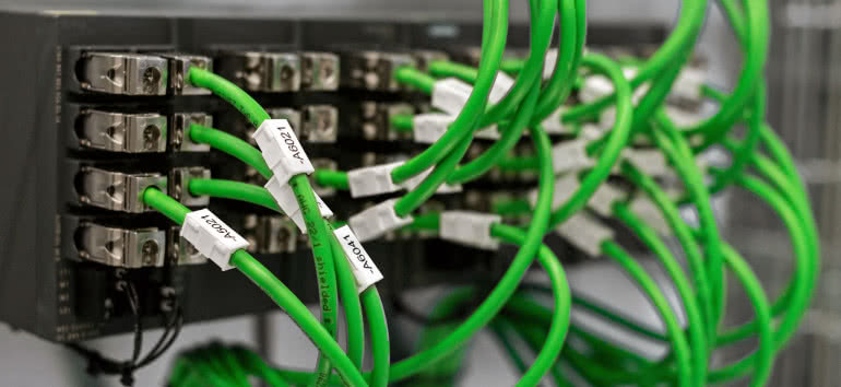 Ethernet na pierwszym miejscu w sieciach przemysłowych 