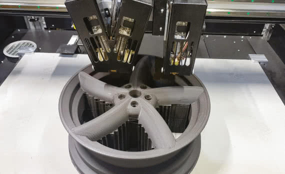 Przemysłowe drukarki Saturn z systemem TwinCAT 3: zapowiedź nowej ery druku 3D 