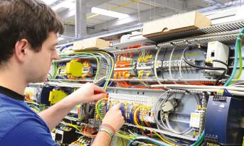 Elektrotechnika i rozdzielnice elektryczne