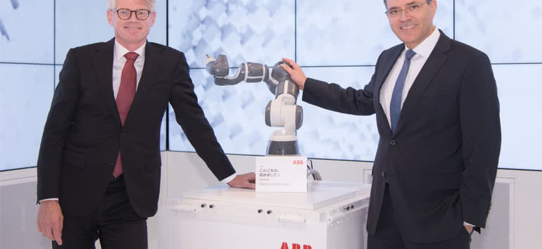 ABB zaprezentowało nowego robota i współpracuje z Kawasaki 