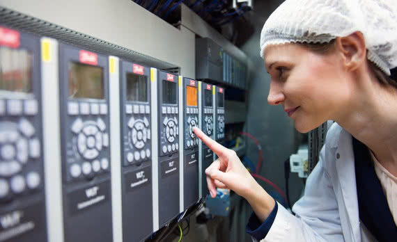 Hybrydyzacja źródeł energii - Zastosowanie falowników Danfoss w napędach hybrydowych 