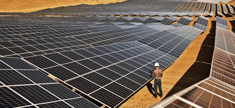 Rynek powłok paneli słonecznych - prawie 16 mld dolarów w 2030 roku 