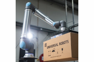 Roboty współpracujące o udźwigu 20 kg 