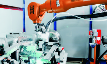 Absolutni specjaliści w dziedzinie spawania – roboty KUKA do zadań specjalnych.