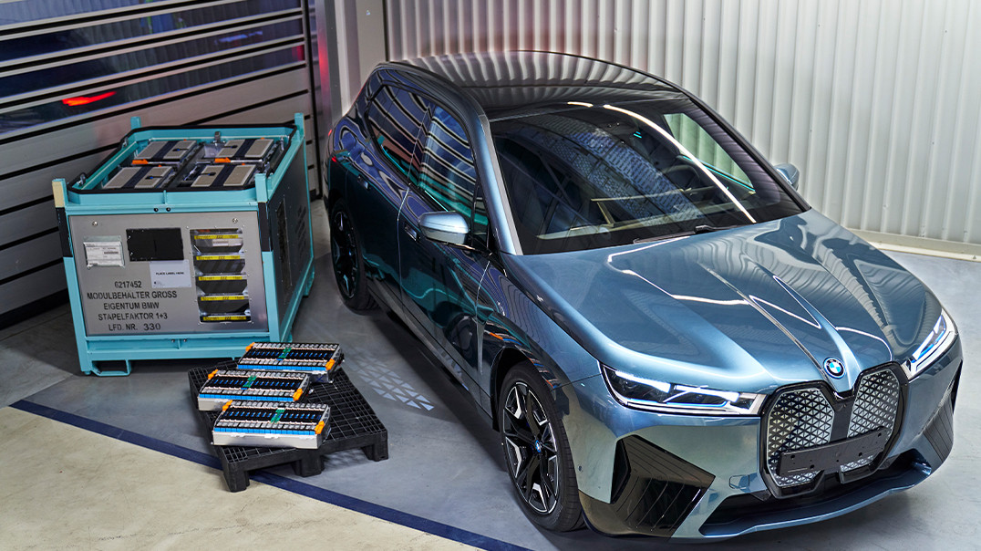 Współpraca BMW i SEW-EURODRIVE - zaawansowana technologia produkcji modułów akumulatorowych