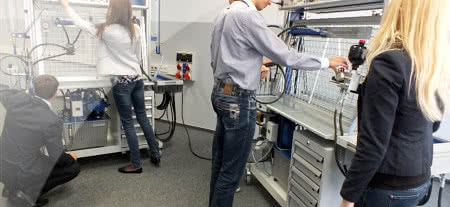 Nowe laboratorium szkoleniowe w firmie Bosch Rexroth 