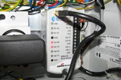 Urządzenia firmy Elpro wykorzystane w systemie elektrycznego ogrzewania rozjazdów kolejowych 