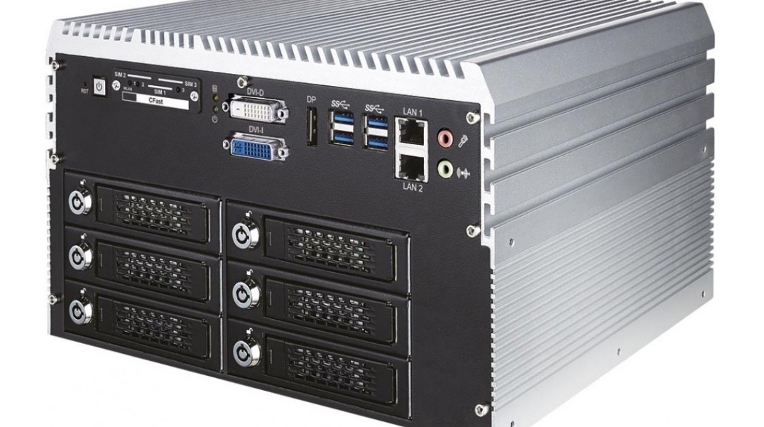 Komputer do taboru kolejowego z 6 interfejsami Gigabit Ethernet