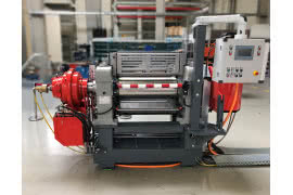 Energooszczędny i bezpieczny: nowy napęd Hägglunds do maszyn stosowanych w przemyśle gumowym