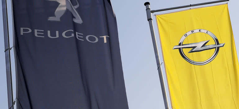 Komisja Europejska zatwierdziła przejęcie Opla przez Peugeota 