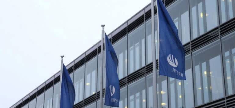 Norsk Hydro przejmuje 100% udziałów spółki Sapa 