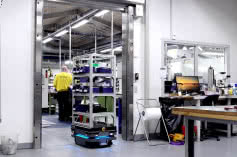 Roboty mobilne MiR zwiększają produktywność w duńskiej fabryce z segmentu MŚP 