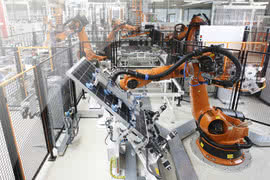 IFR o rynku robotów przemysłowych w 2012 roku 