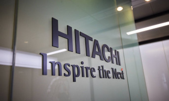 Hitachi sprzedaje 40% udziałów w Hitachi Transport System