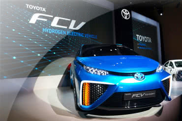 Toyota uzyskała certyfikat na produkcję samochodowych zbiorników wodoru 
