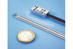 Miniaturowy koder liniowy o dokładności od 1 µm i zakresie pomiarowym do 1 m